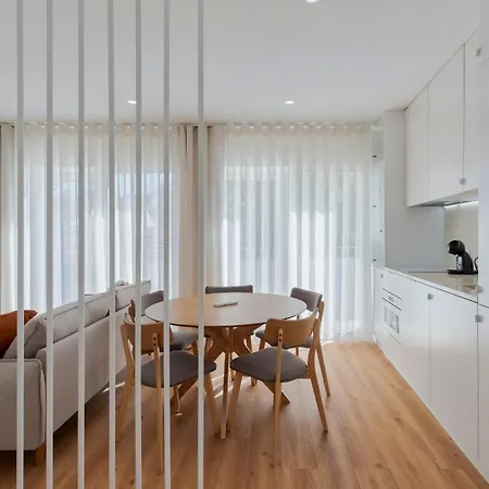 Simple Life Ii * Σετούμπαλ